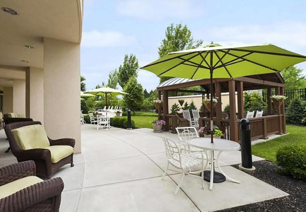 Courtyard Lancaster Hotel Exterior photo
